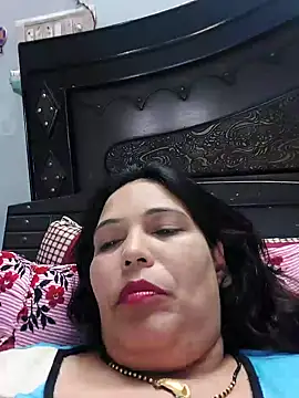 Snapshot of Poojabhabi101 chatting on 12, 9, 2025 Poojabhabi101 online show from 12, 9, 2025