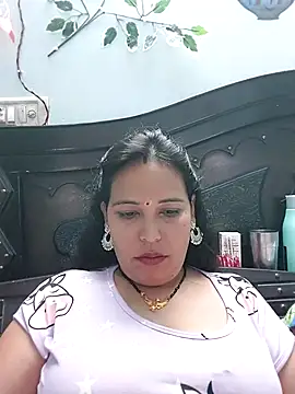 Snapshot of Poojabhabi101 chatting on 27, 10, 2025 Poojabhabi101 online show from 27, 10, 2025