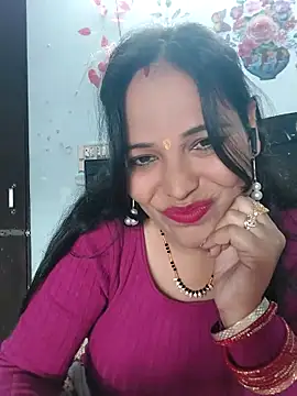 Snapshot of Poojabhabi101 chatting on 17, 12, 2025 Poojabhabi101 online show from 17, 12, 2025