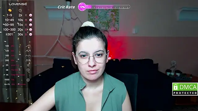 Snapshot of Aminabeatris chatting on 30, 10, 2025 Aminabeatris online show from 30, 10, 2025