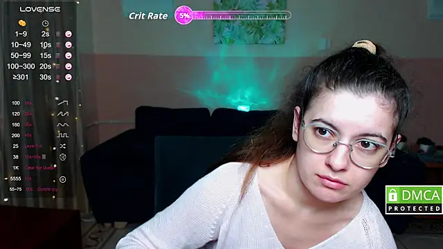 Snapshot of Aminabeatris chatting on 13, 11, 2025 Aminabeatris online show from 13, 11, 2025