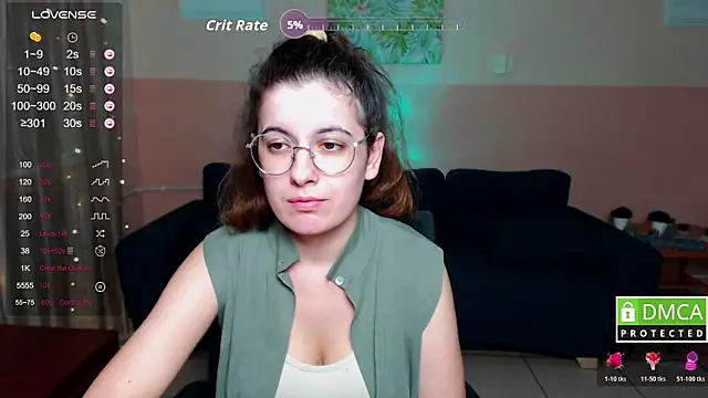 Snapshot of Aminabeatris chatting on 14, 11, 2025 Aminabeatris online show from 14, 11, 2025