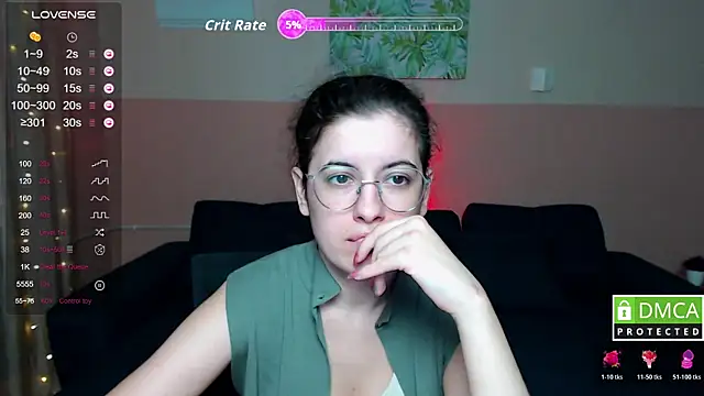 Snapshot of Aminabeatris chatting on 1, 12, 2025 Aminabeatris online show from 1, 12, 2025