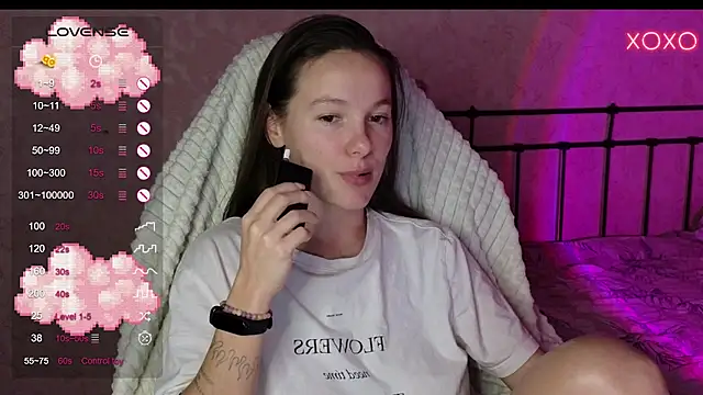 lil luna x online show from 10, 12, 2024