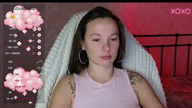 lil luna x online show from 11, 12, 2024