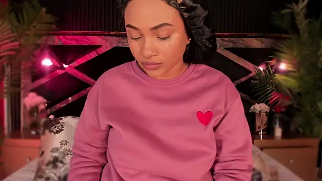 Aluna sweet online show from 8, 11, 2025