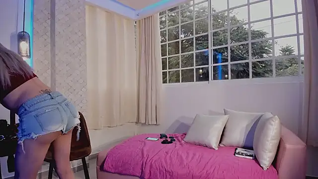 AlejandraDangerGirl online show from 22, 2, 2025