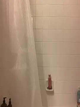 LiverandBrat77 online show from 6, 11, 2025