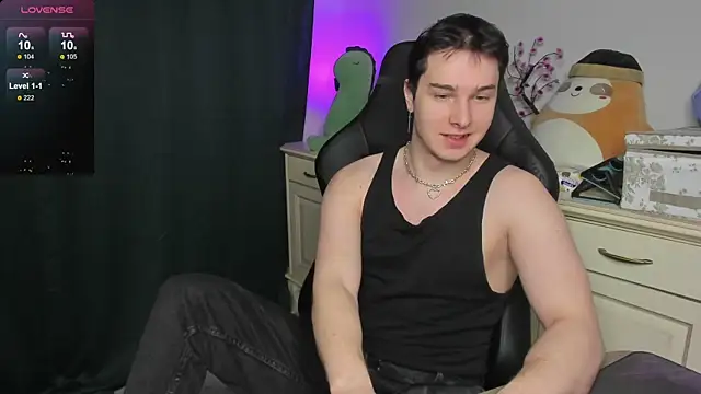 Snapshot of Vincent_Strong chatting on 7, 1, 2026 Vincent Strong online show from 7, 1, 2026