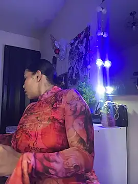 Snapshot of GigiiStone chatting on 22, 12, 2025 GigiiStone online show from 22, 12, 2025