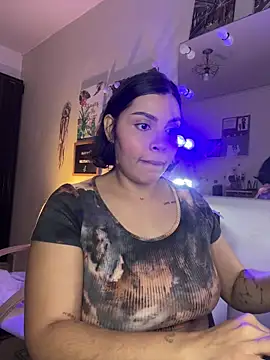 Snapshot of GigiiStone chatting on 13, 1, 2026 GigiiStone online show from 13, 1, 2026