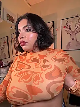 Snapshot of GigiiStone chatting on 4, 2, 2026 GigiiStone online show from 4, 2, 2026