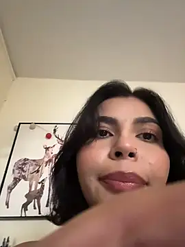 Snapshot of GigiiStone chatting on 5, 2, 2026 GigiiStone online show from 5, 2, 2026