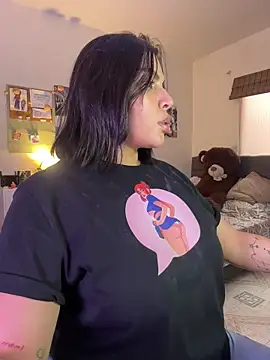 Snapshot of GigiiStone chatting on 7, 3, 2026 GigiiStone online show from 7, 3, 2026