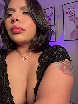 Snapshot of GigiiStone chatting on 11, 3, 2026 GigiiStone online show from 11, 3, 2026