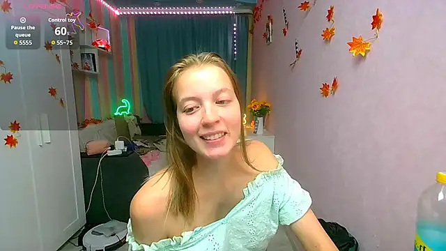 Snapshot of __Aphrodita__wow__ chatting on 10, 10, 2025   Aphrodita  wow   online show from 10, 10, 2025
