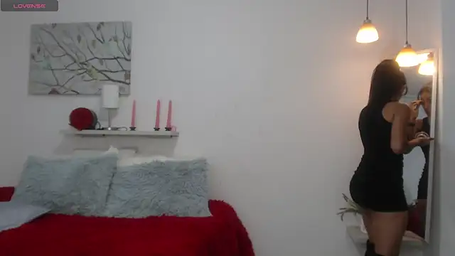 Snapshot of sofia_perez___ chatting on 27, 5, 2026 sofia perez online show from 27, 5, 2026