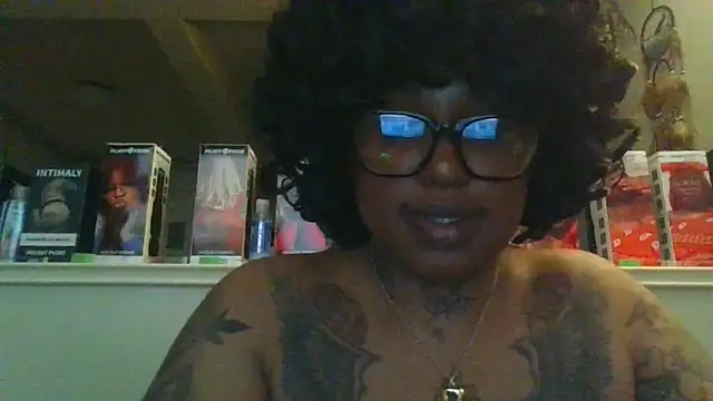 Snapshot of ShaBrimDaPornstar chatting on 7, 4, 2026 ShaBrimDaPornstar online show from 7, 4, 2026