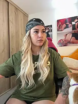 zafiro mo0n online show from 30, 1, 2025