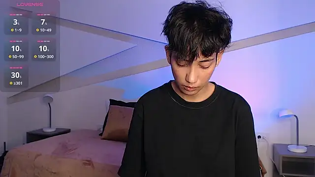 hot little bunny online show from 11, 2, 2025