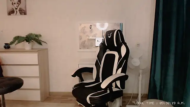 Lola Richie online show from 17, 2, 2025