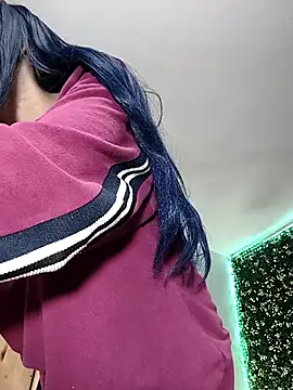 VickyJackson  online show from 9, 2, 2026