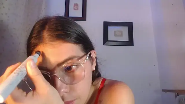 DaMikaela  online show from 12, 3, 2025