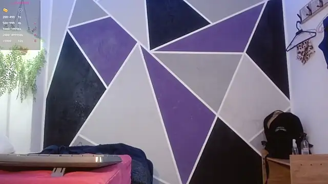 DaMikaela  online show from 1, 10, 2025