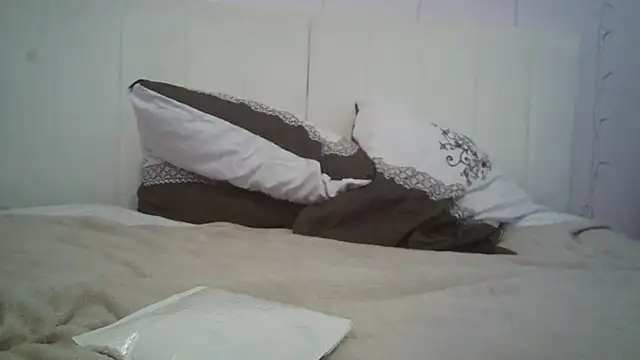 Snapshot of Nikita65150 chatting on 18, 12, 2025 Nikita65150 online show from 18, 12, 2025