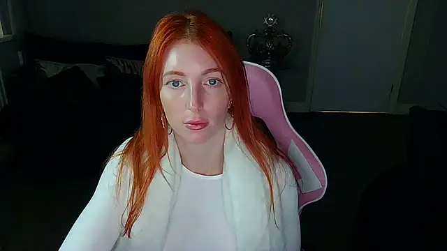 Snapshot of Red_firesquirt chatting on 3, 1, 2025 Red firesquirt online show from 3, 1, 2025