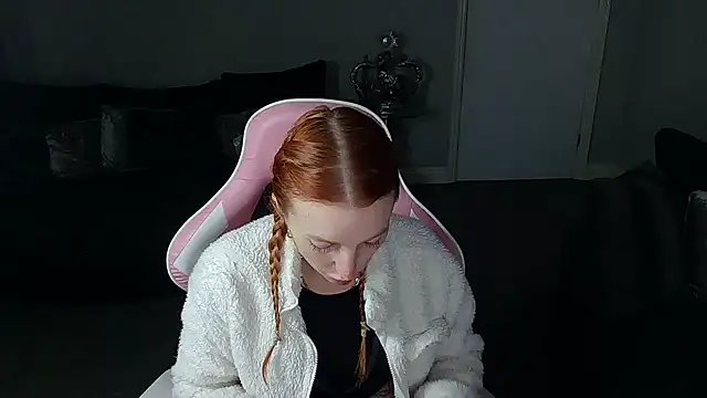 Snapshot of Red_firesquirt chatting on 20, 2, 2025 Red firesquirt online show from 20, 2, 2025