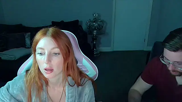 Snapshot of Red_firesquirt chatting on 8, 3, 2025 Red firesquirt online show from 8, 3, 2025