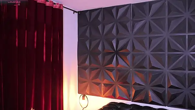 Misselektra   online show from 3, 3, 2025