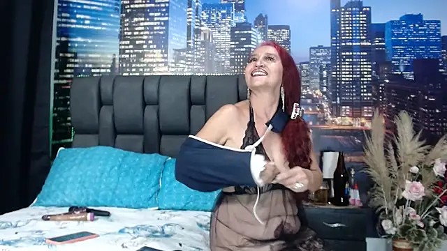 Snapshot of Lucy_mature8 chatting on 7, 4, 2026 Lucy mature8 online show from 7, 4, 2026