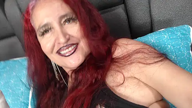 Snapshot of Lucy_mature8 chatting on 11, 4, 2026 Lucy mature8 online show from 11, 4, 2026