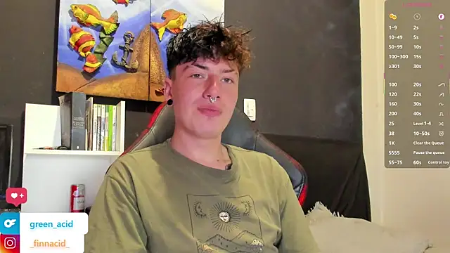 Snapshot of Green_acid01 chatting on 13, 4, 2026 Green acid01 online show from 13, 4, 2026