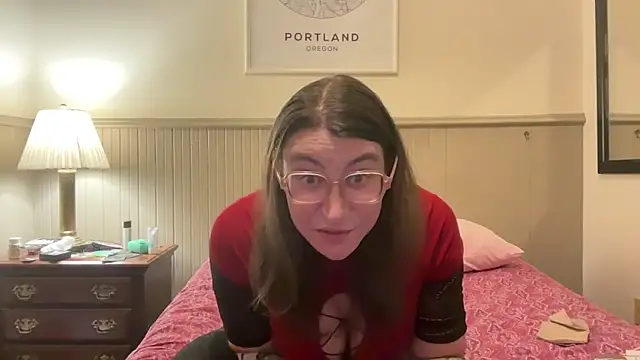 Snapshot of tessa_luna chatting on 29, 4, 2026 tessa luna online show from 29, 4, 2026