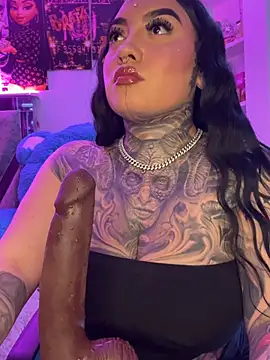 Snapshot of CloeeBeckam chatting on 18, 3, 2026 CloeeBeckam online show from 18, 3, 2026