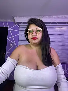 Snapshot of MiiaaJoness chatting on 11, 3, 2026 MiiaaJoness online show from 11, 3, 2026