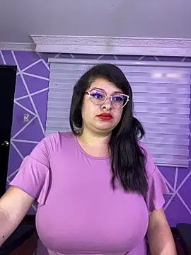 Snapshot of MiiaaJoness chatting on 27, 4, 2026 MiiaaJoness online show from 27, 4, 2026