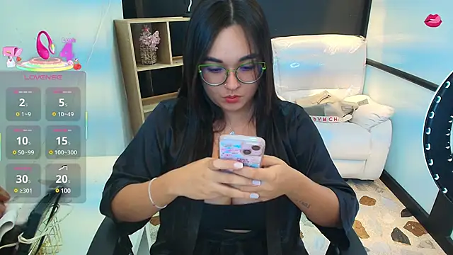 CelesteBrucee online show from 13, 2, 2025