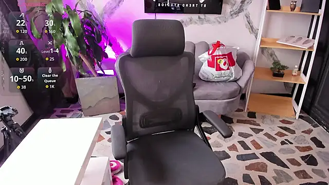 Snapshot of CelesteBrucee chatting on 21, 2, 2026 CelesteBrucee online show from 21, 2, 2026