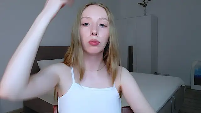 Luna insniity online show from 20, 2, 2025