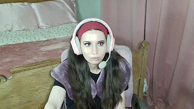 alisonfields online show from 13, 2, 2026