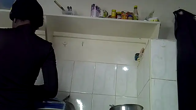 Snapshot of Enkarxx chatting on 13, 4, 2026 Enkarxx online show from 13, 4, 2026