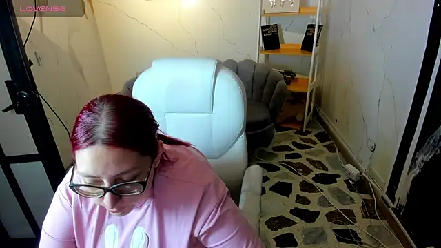 NiickyJones online show from 13, 9, 2025