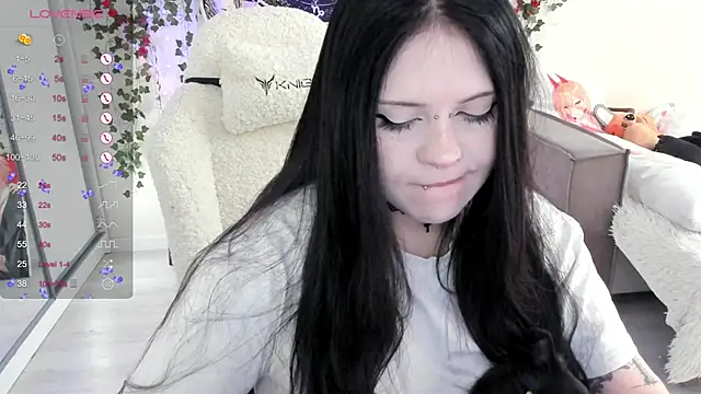 Snapshot of SelenaCute chatting on 26, 9, 2025 SelenaCute online show from 26, 9, 2025