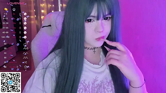 Snapshot of SelenaCute chatting on 16, 3, 2026 SelenaCute online show from 16, 3, 2026