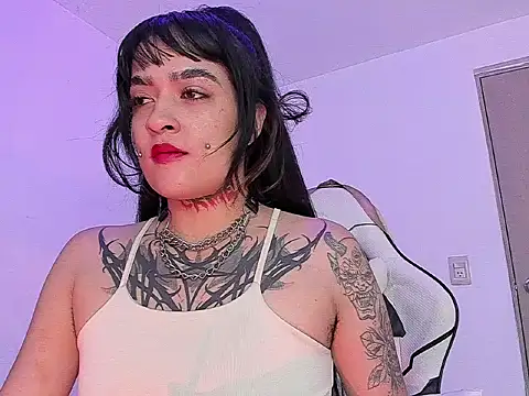 Snapshot of sarah_benjjaminn chatting on 24, 4, 2026 sarah benjjaminn online show from 24, 4, 2026