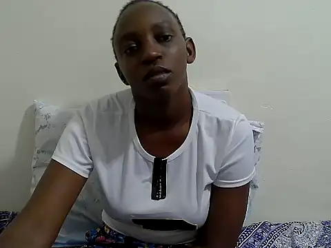Snapshot of lizbela1 chatting on 6, 5, 2026 lizbela1 online show from 6, 5, 2026